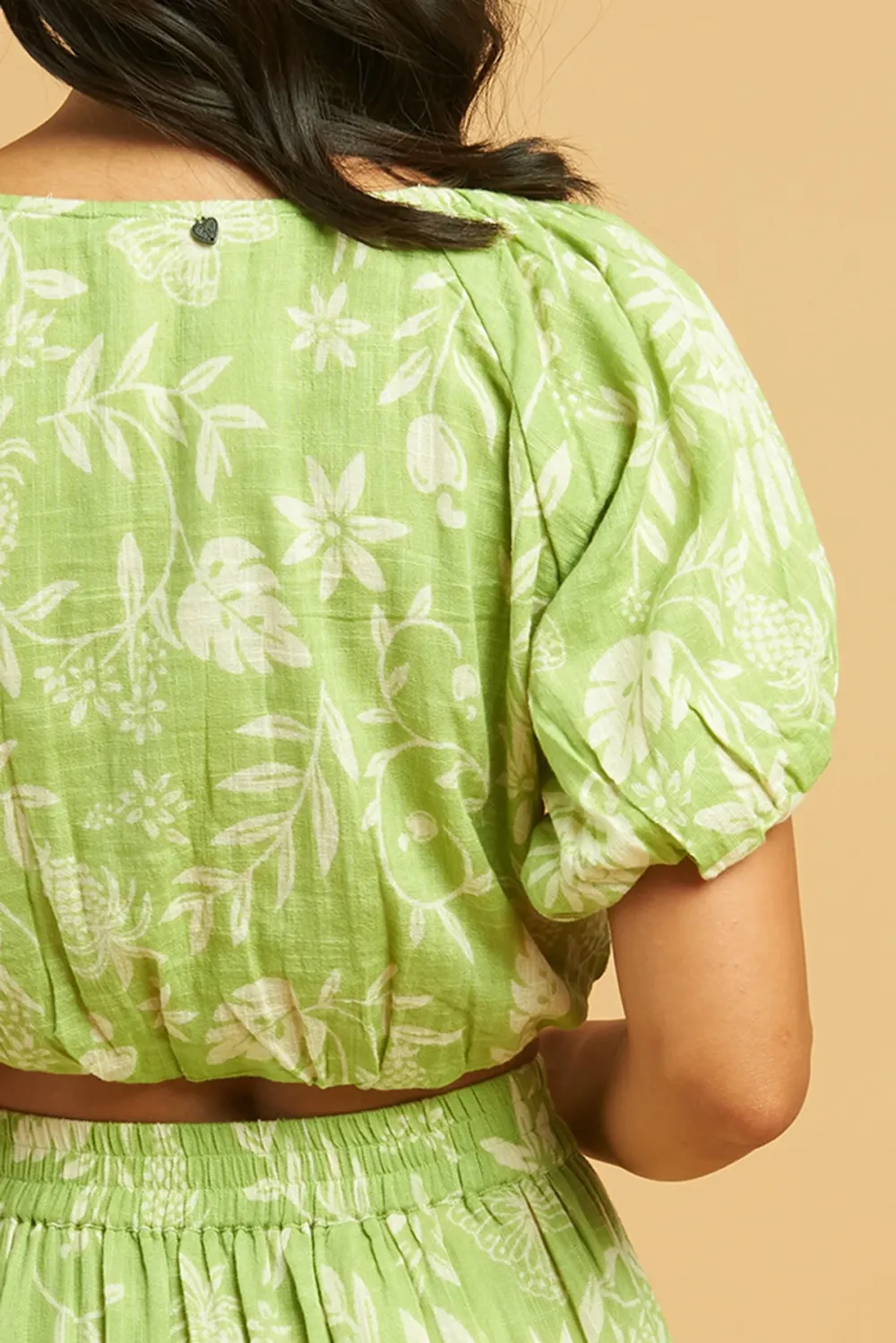 Light Green Floral Print Puff Sleeve Crop Top