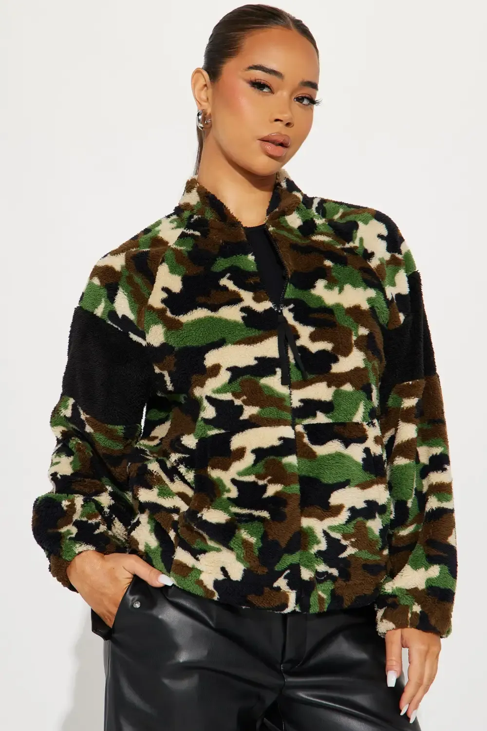 Kylie Camo Sherpa Jacket - Olive/combo