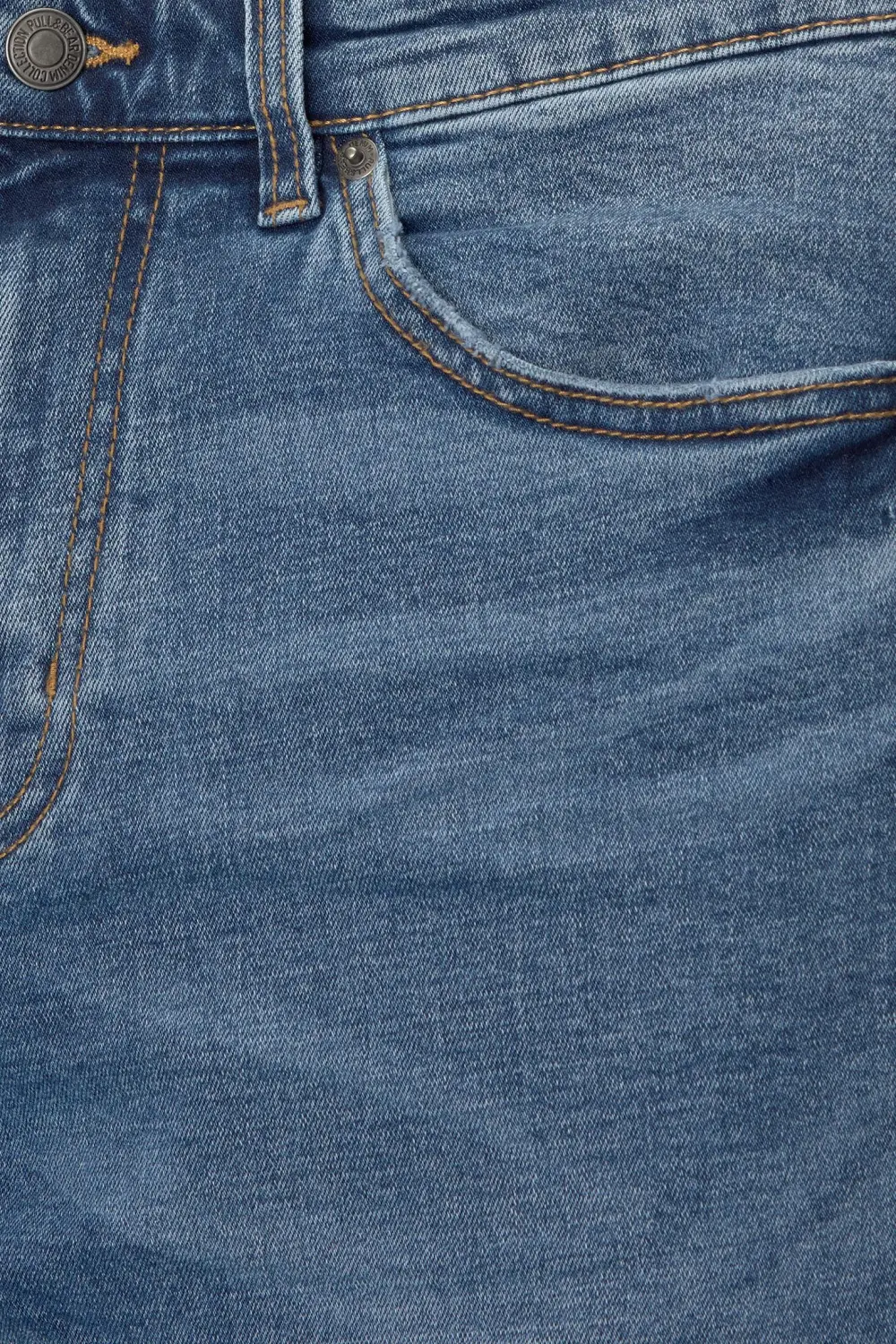 Washed carrot-fit jeans