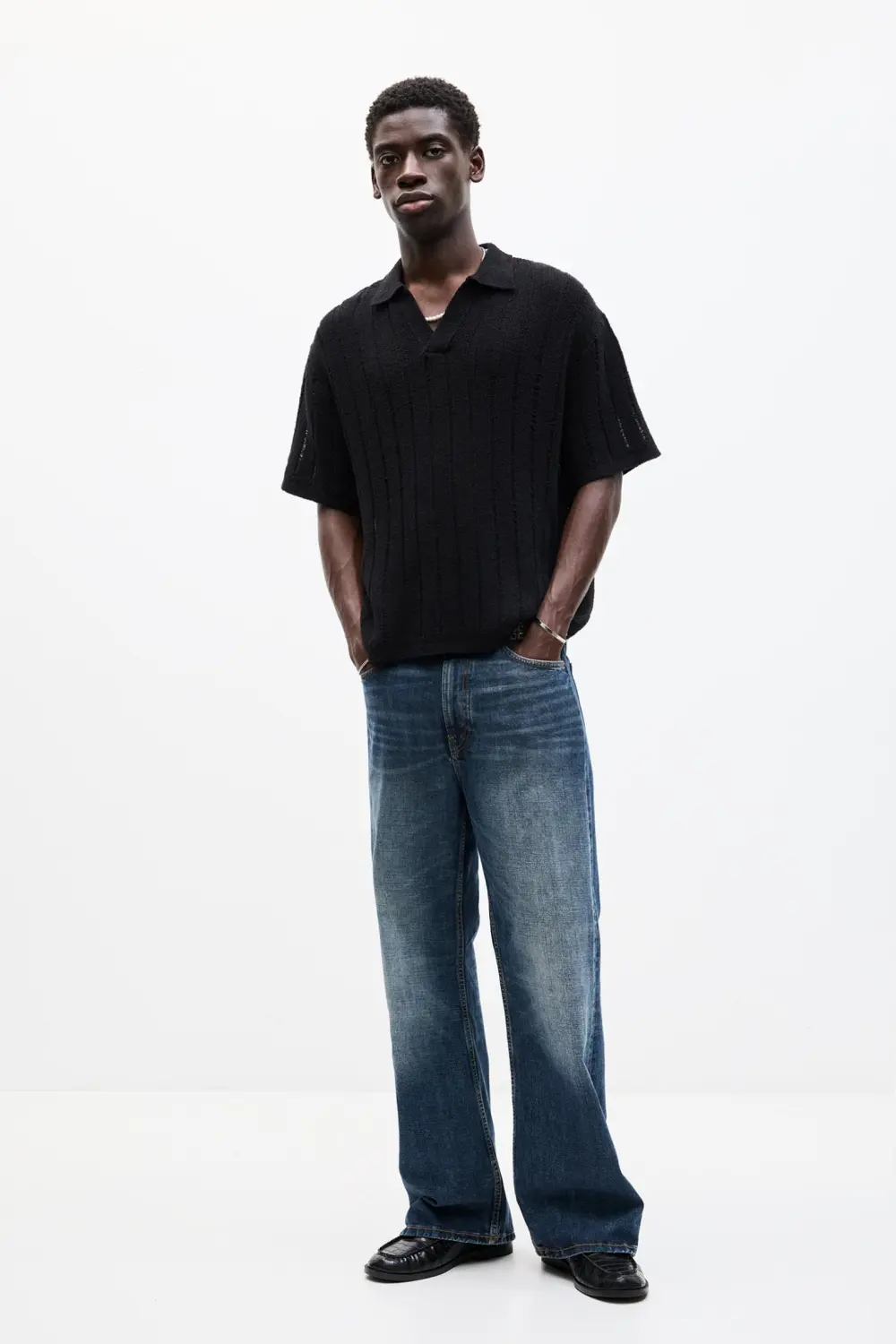 Short sleeve knit polo shirt