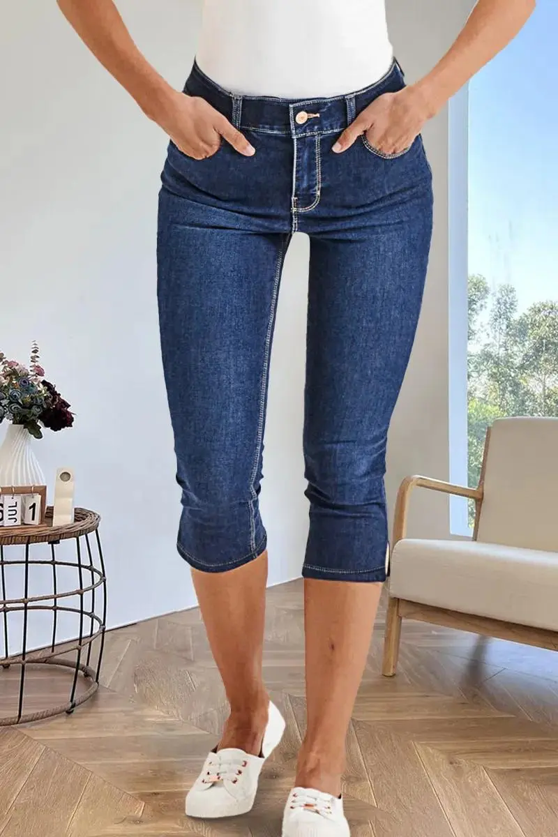 Floral Embroidered Split Hem High Rise Capri Jeans