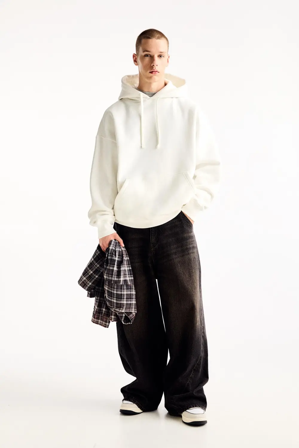 Sudadera básica capucha
