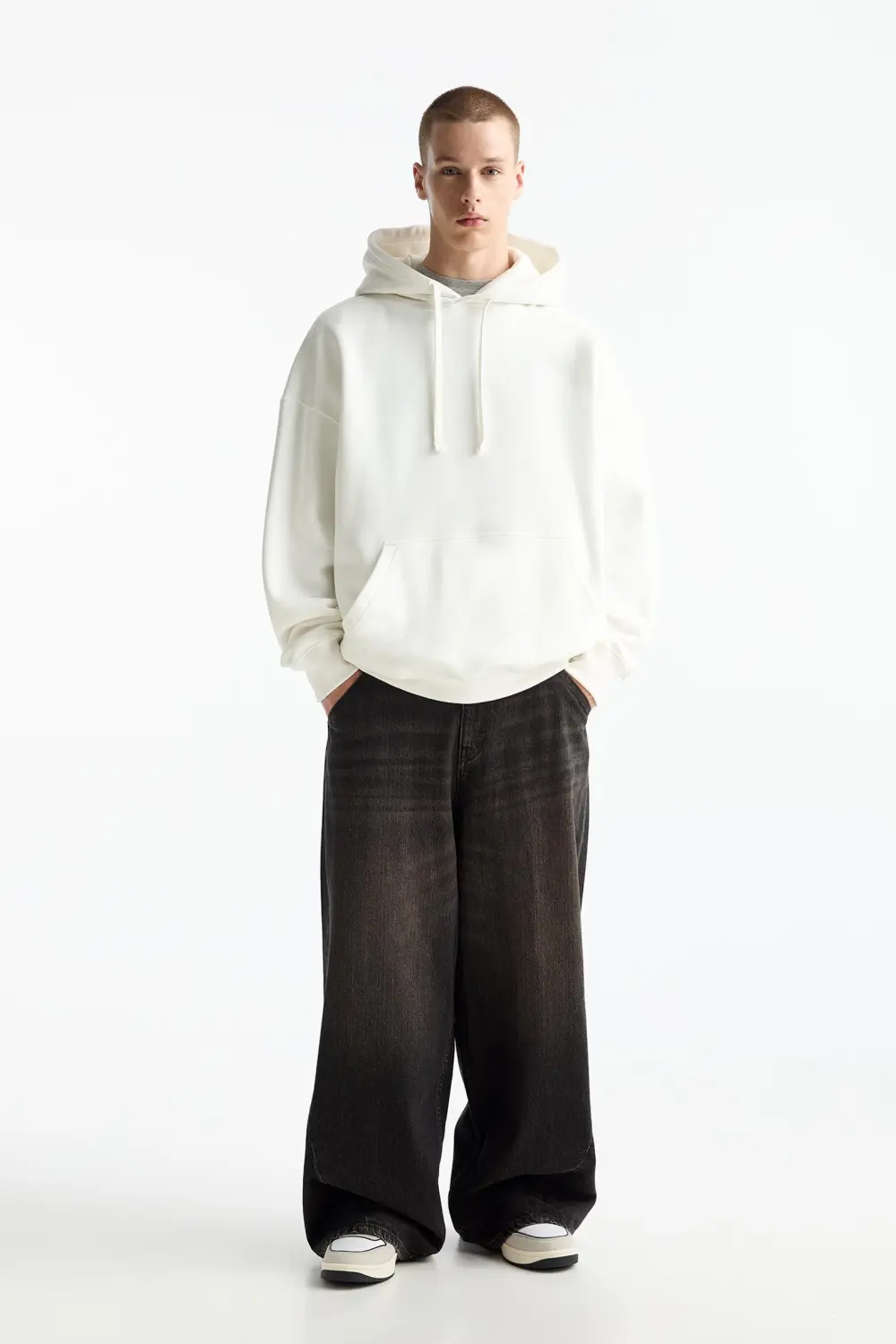 Sudadera básica capucha