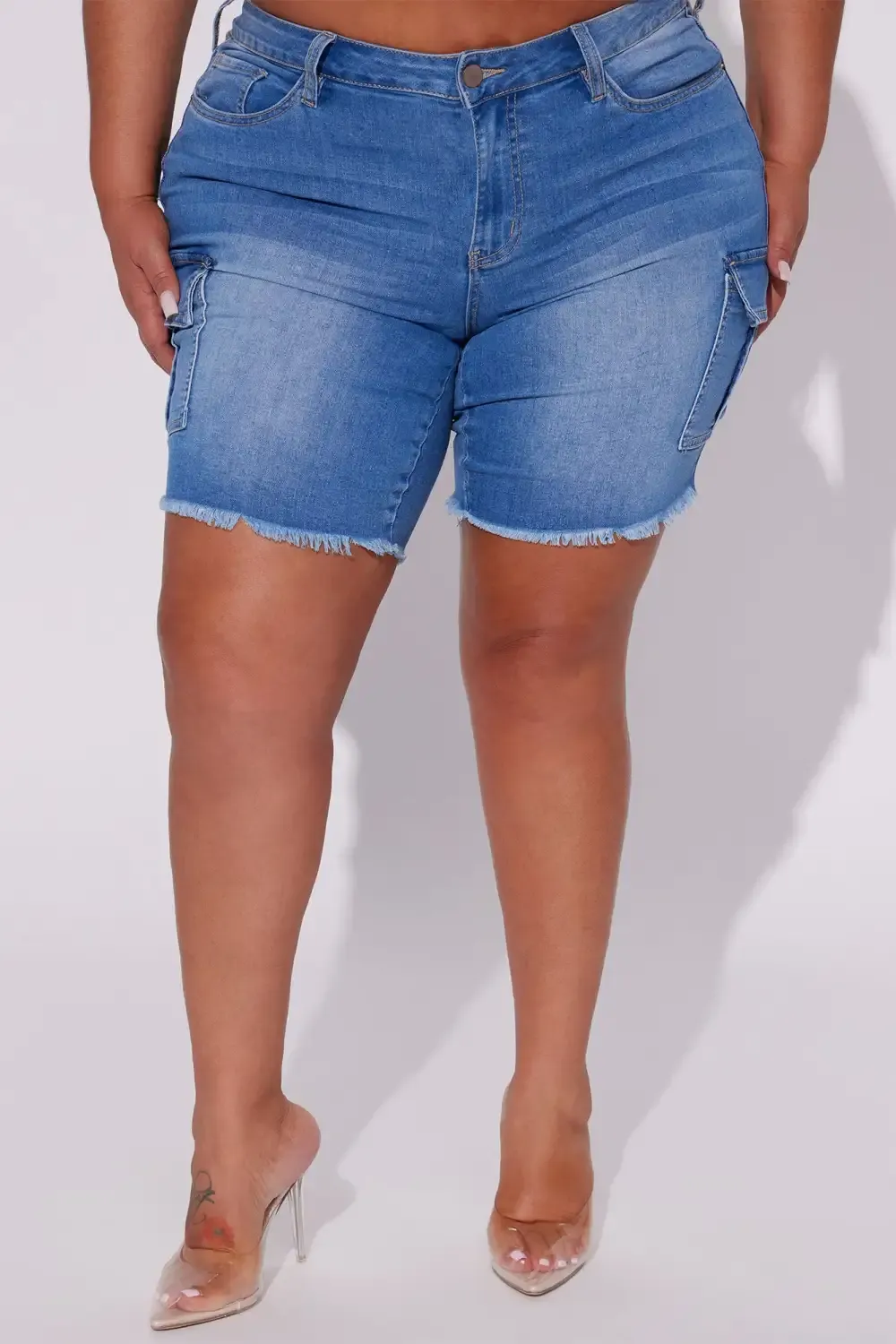 What Goes Around Stretch Cargo Denim Shorts - Medium Wash