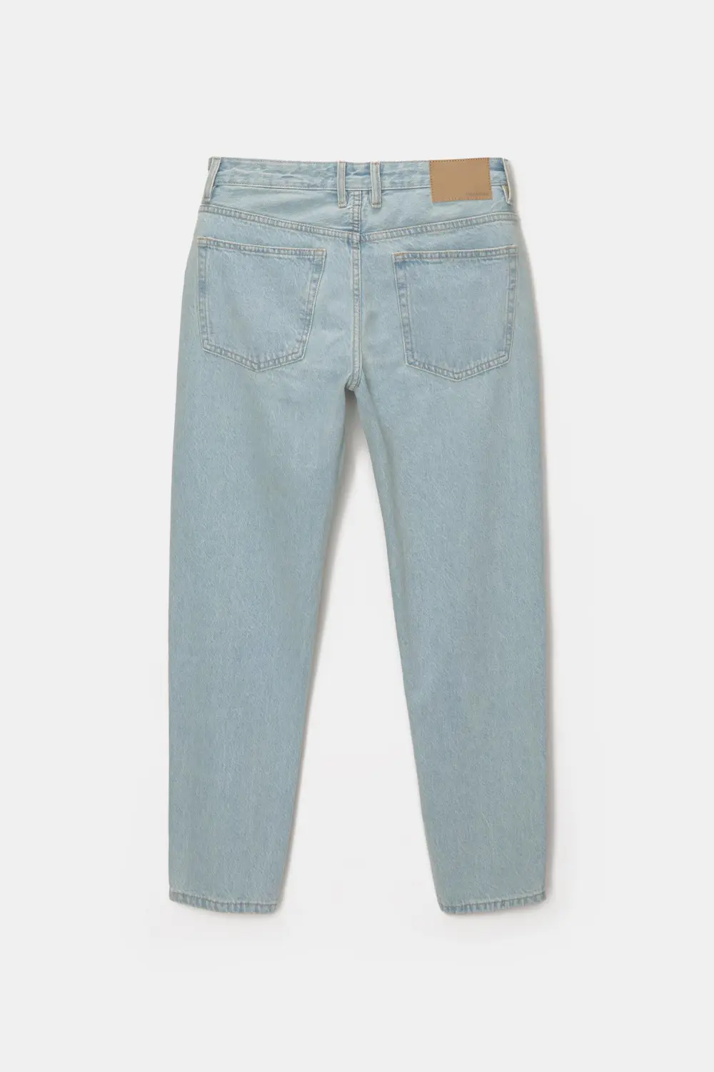 Standard jeans