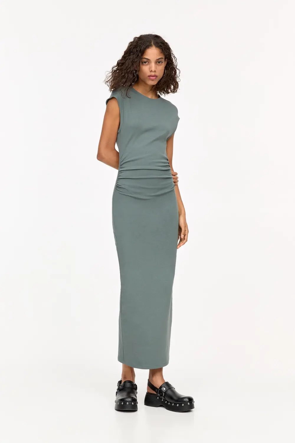 Vestido midi frunces