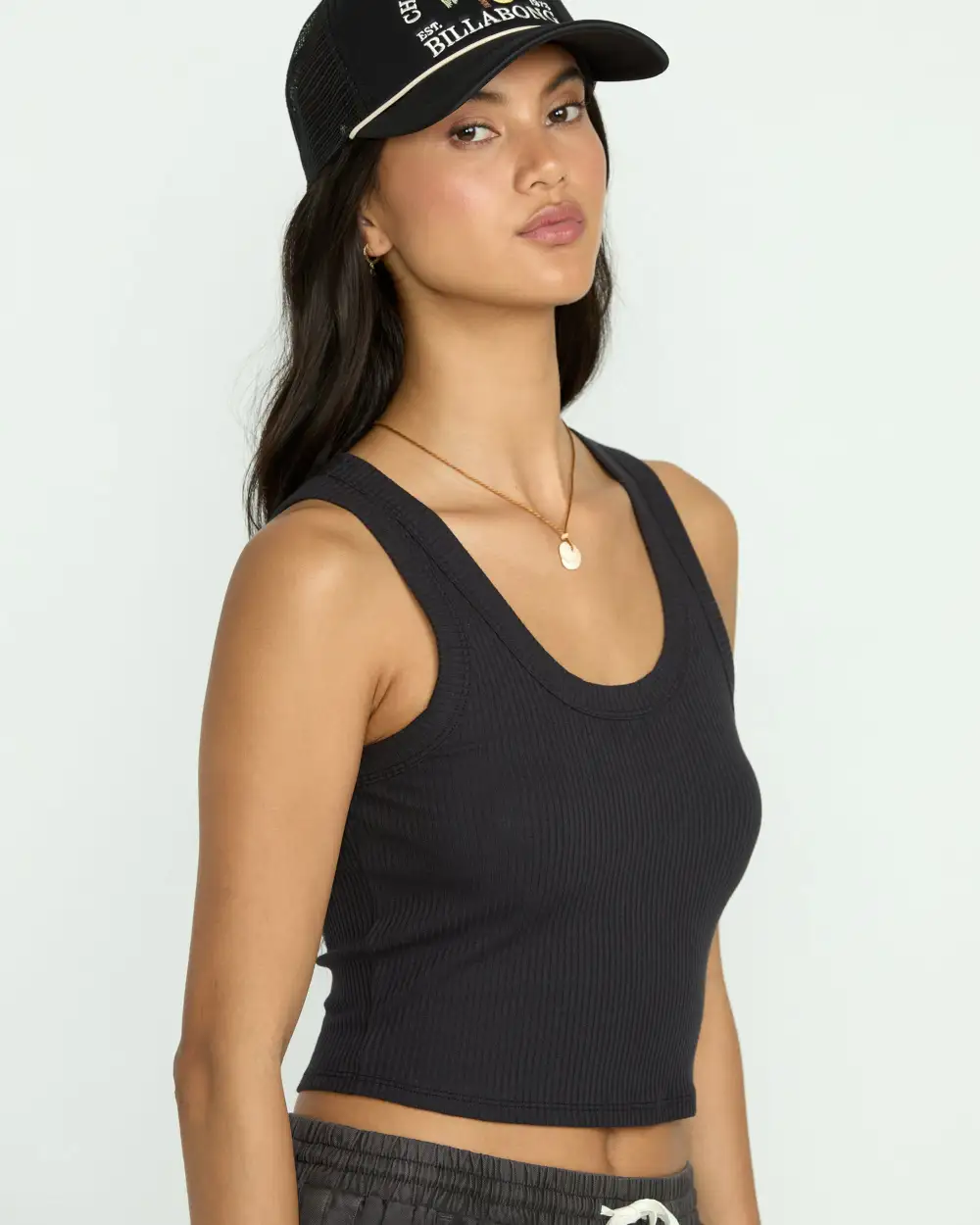 Rerun Tank - Black Sands