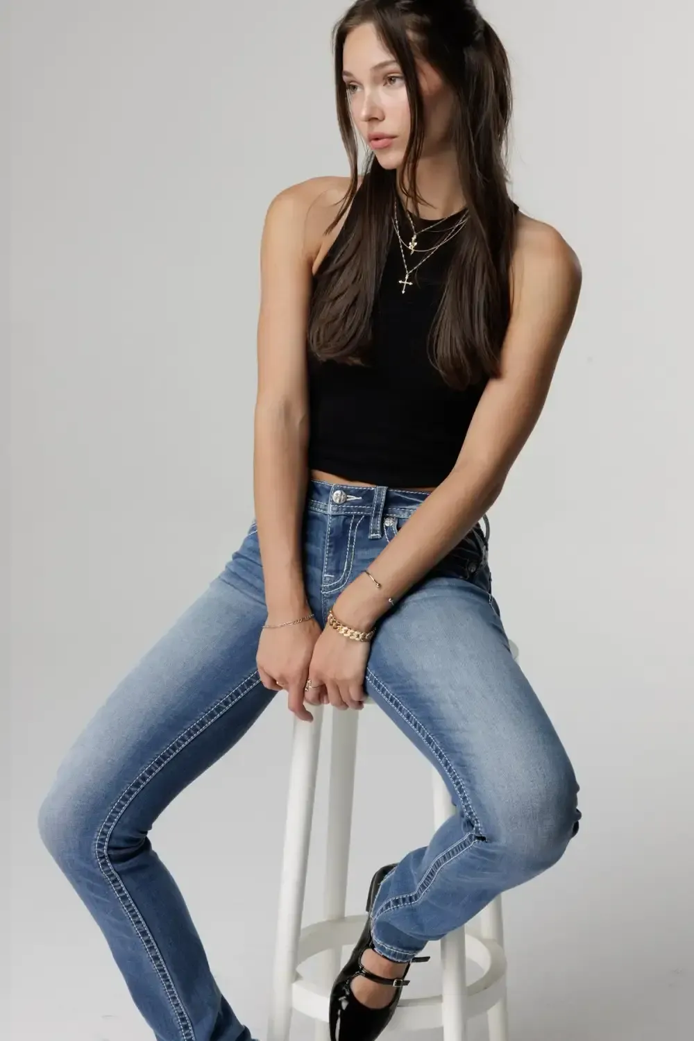 Glimmering Cross-Stitch Straight Jeans