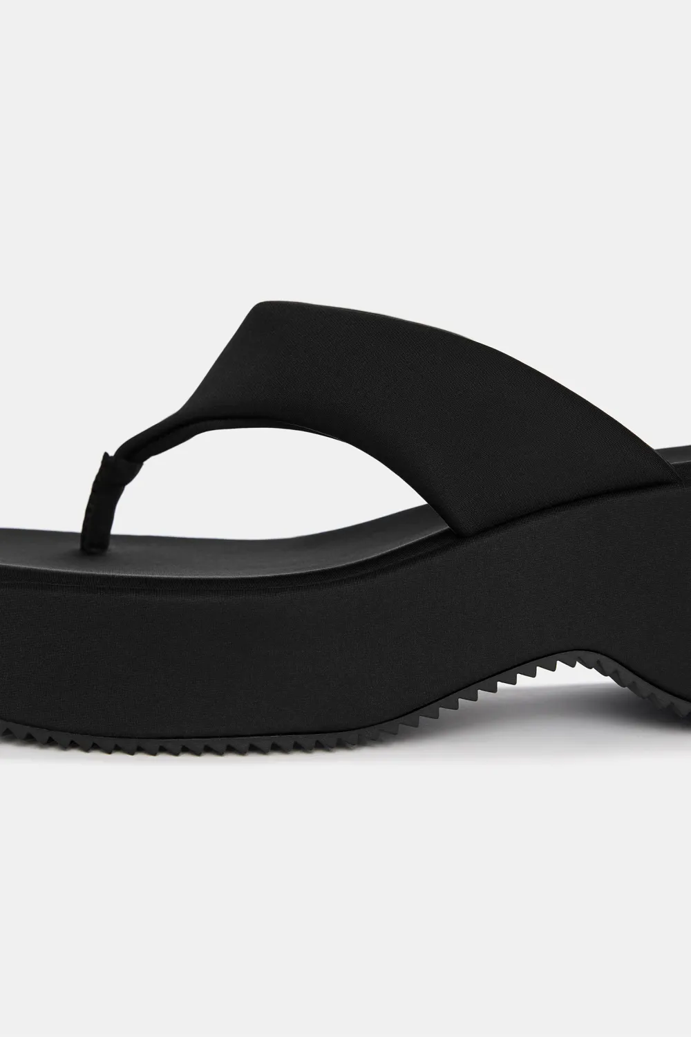 Sandalias cuña tiras