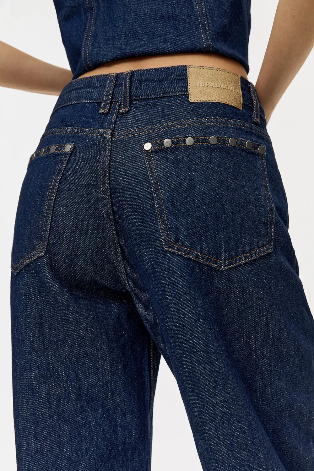 Jeans rectos tachas
