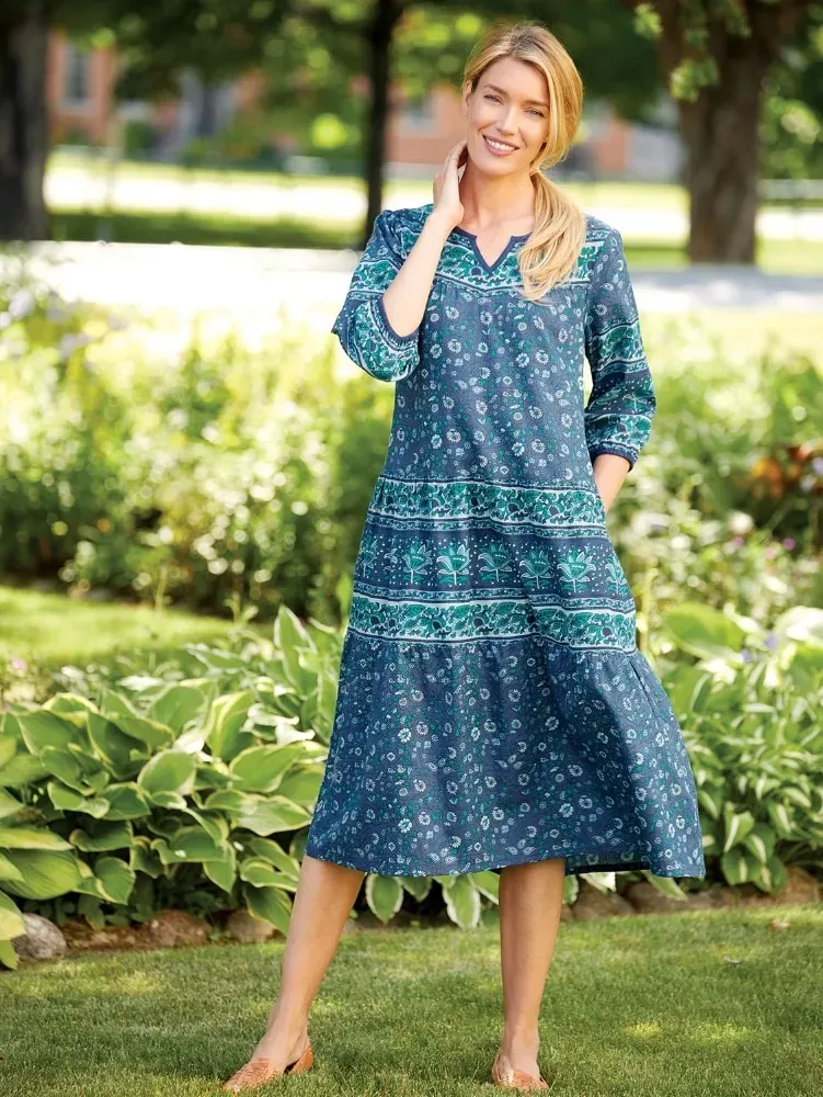 Notch Neckline Muumuu With 3/4 Sleeves