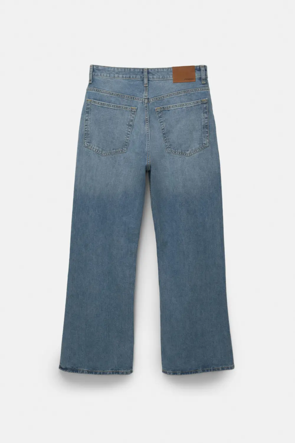 Loose flared jeans