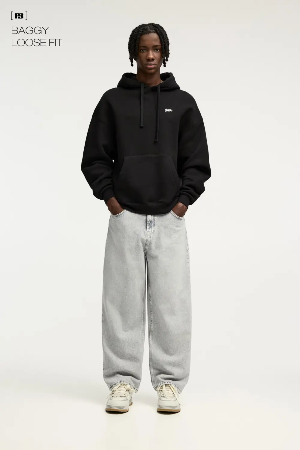 Loose baggy jeans