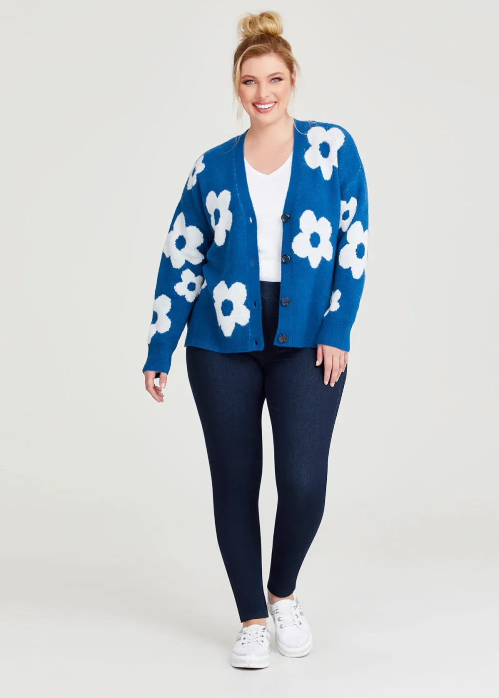 Daisy Flower Knit Cardigan