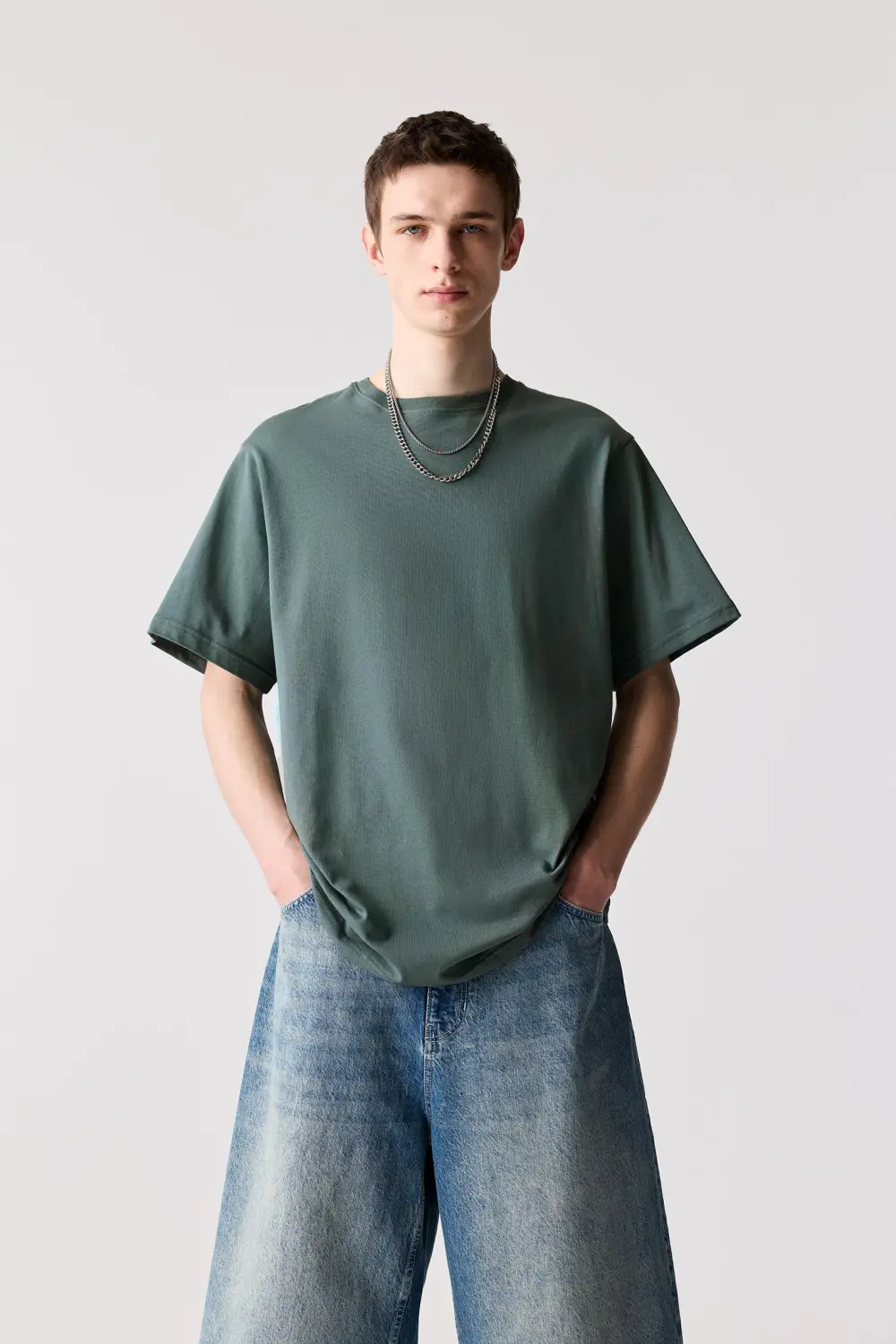 Basic short sleeve cotton T-shirt