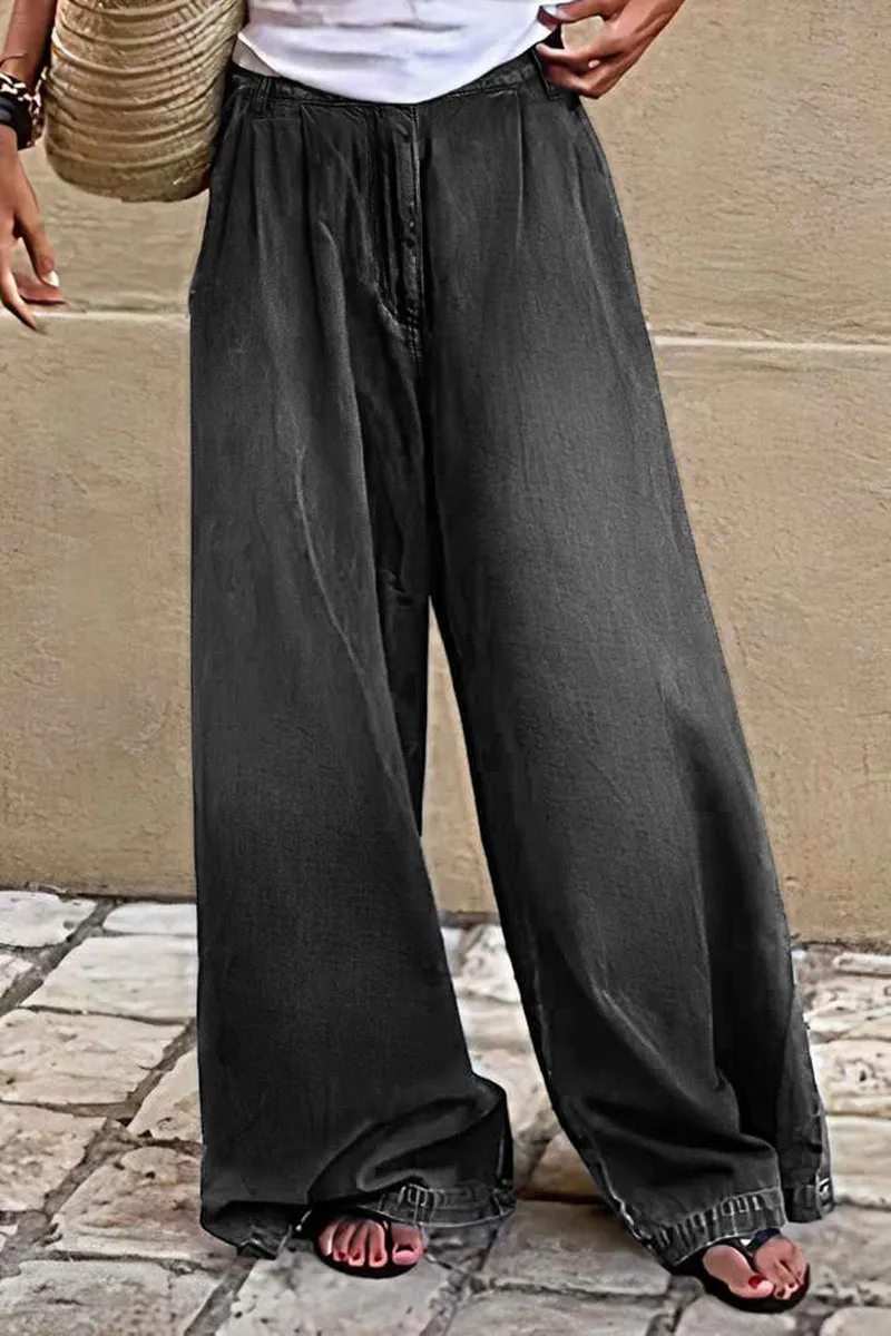 Wash Pleated Detail Wide Leg Mid Rise Jeans