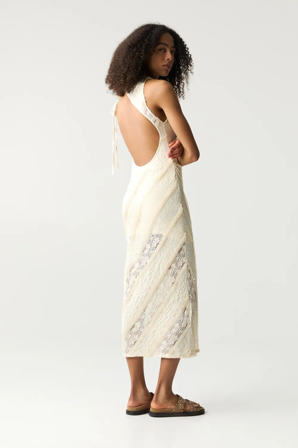 Vestido midi encaje