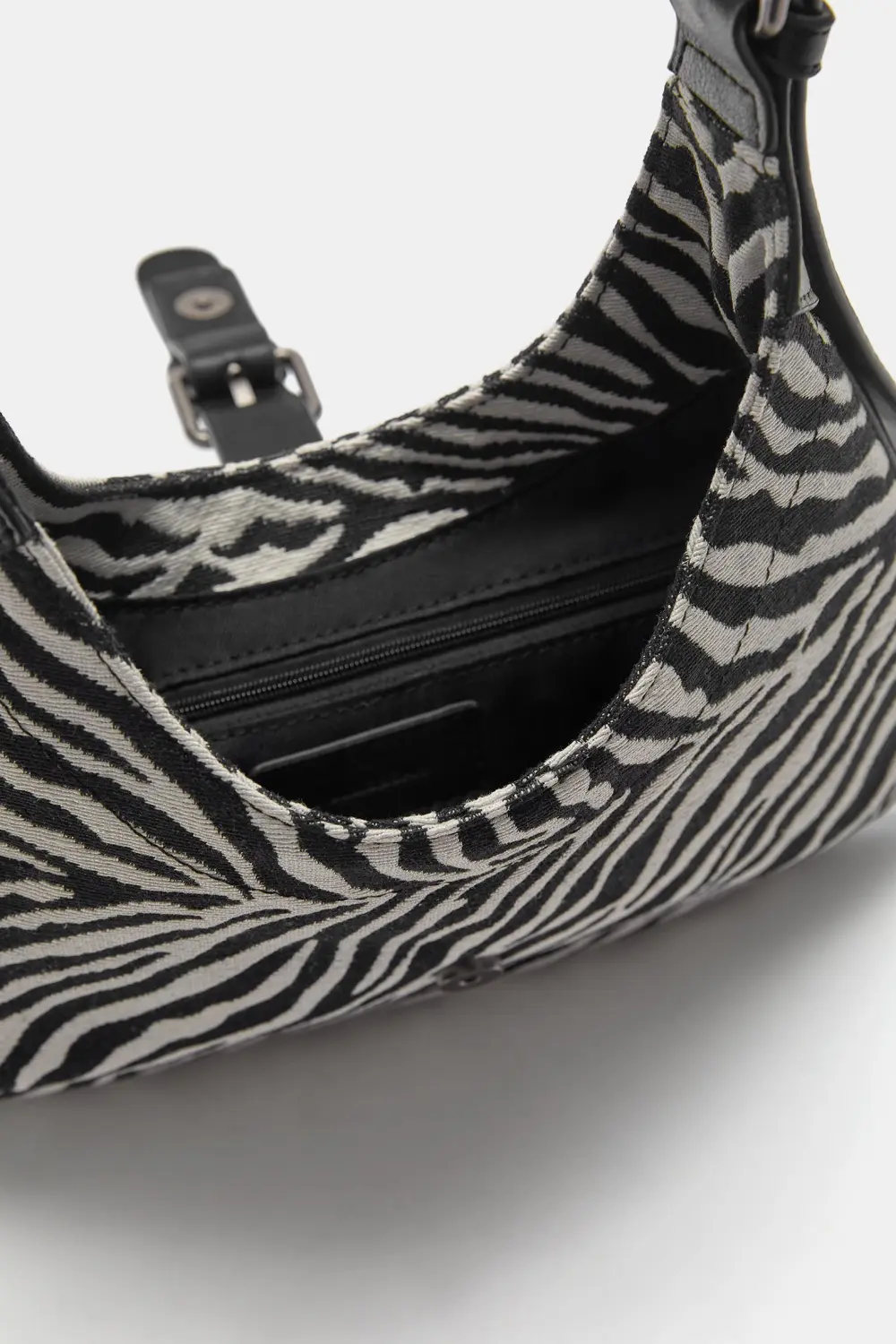 Bolso de hombro animal print