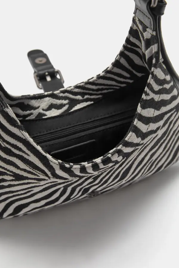 Bolso de hombro animal print