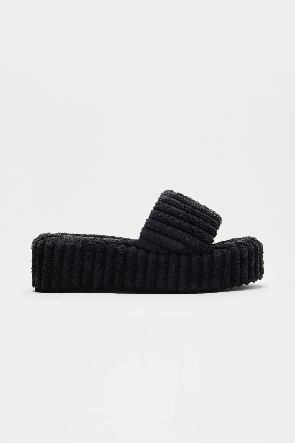 Amika Flatforms - Black
