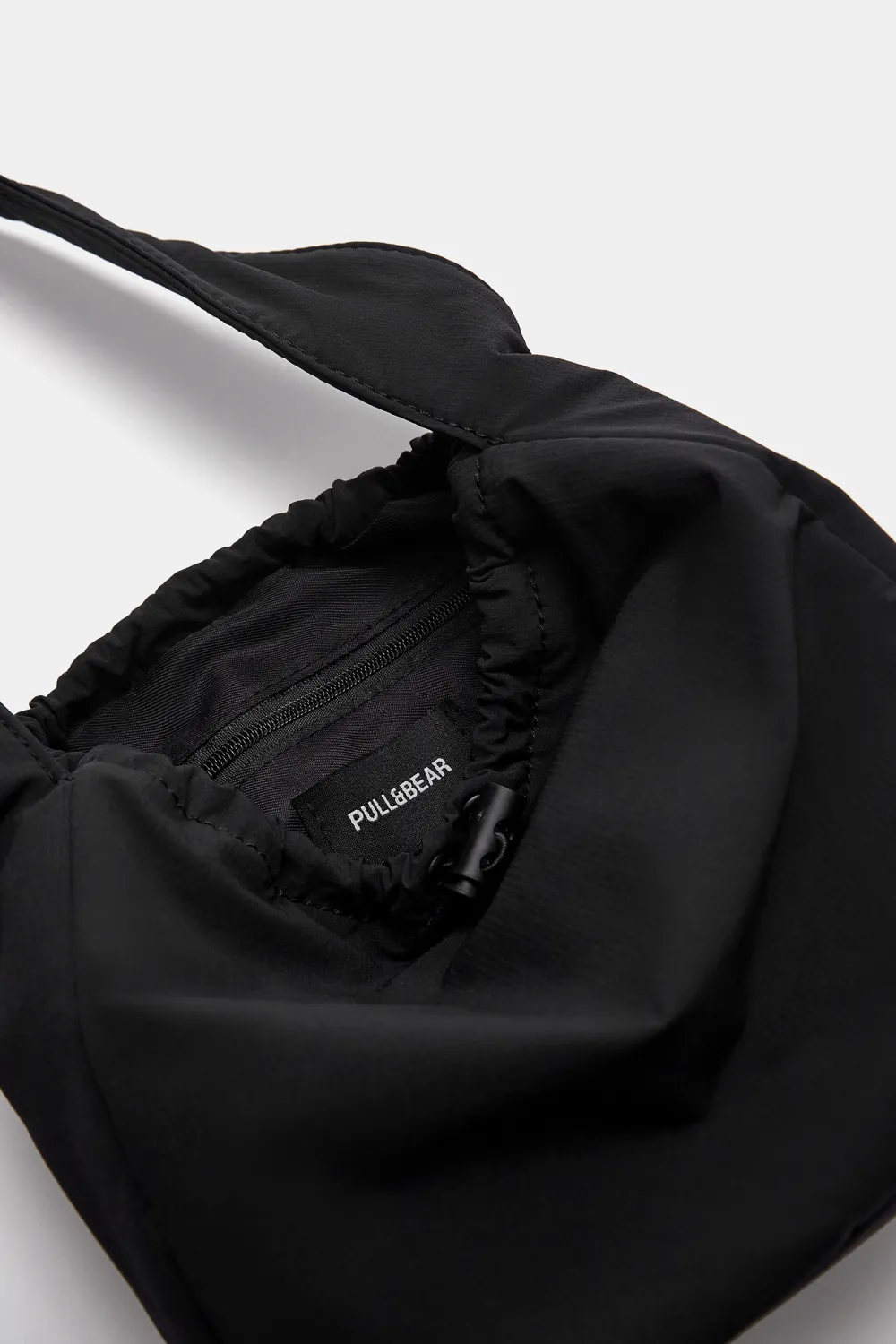 Bolso de hombro nylon