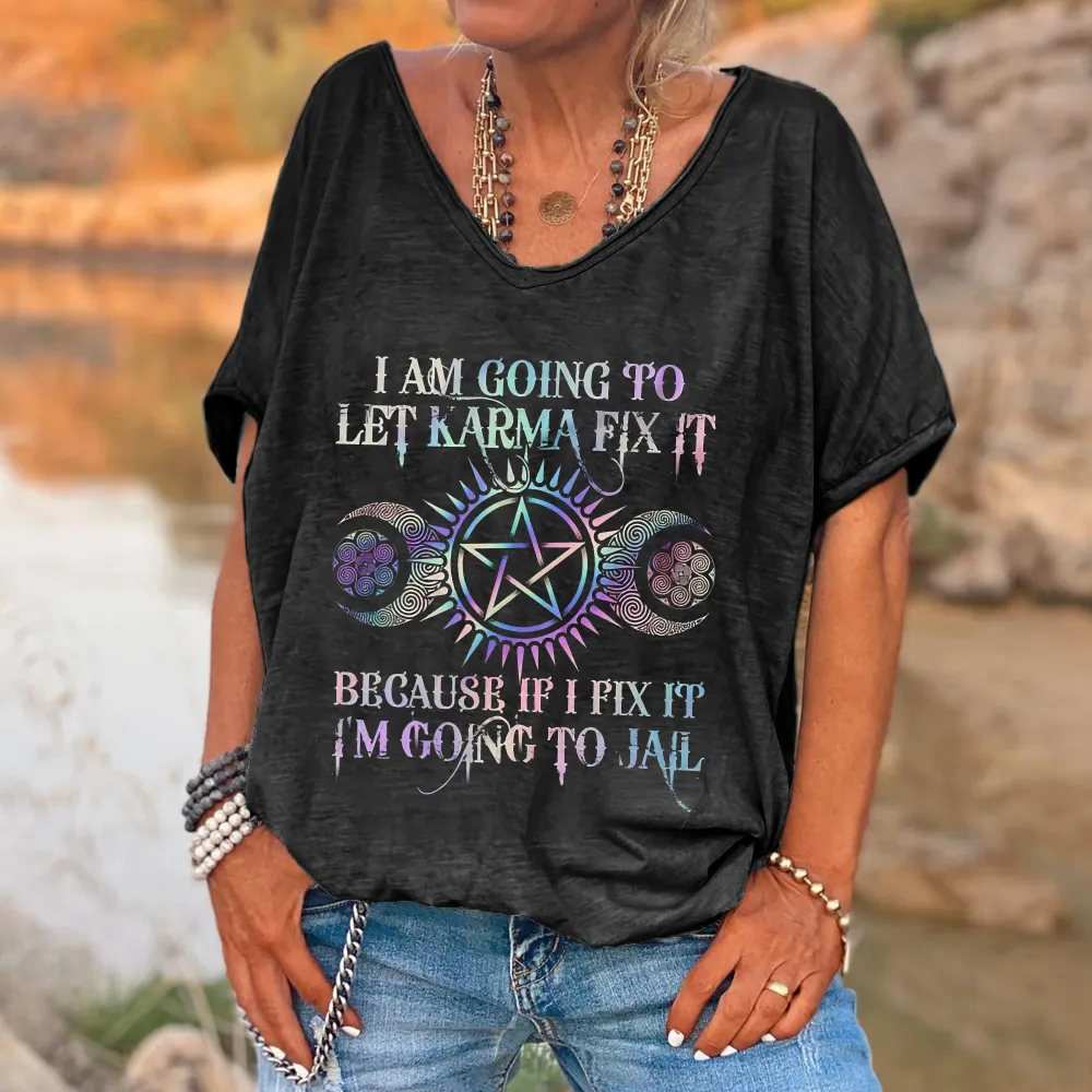 Custompupshirt I Am Going To Let Karma Fix It Printed V-neck Women's T-shirt