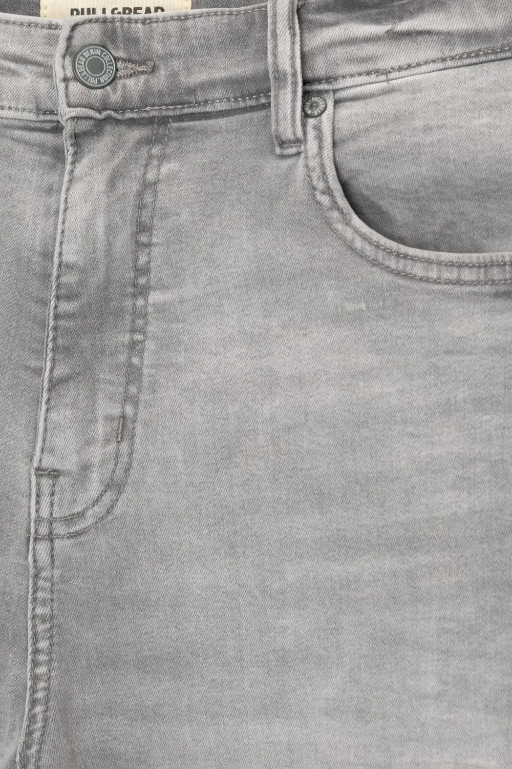 Washed carrot-fit jeans