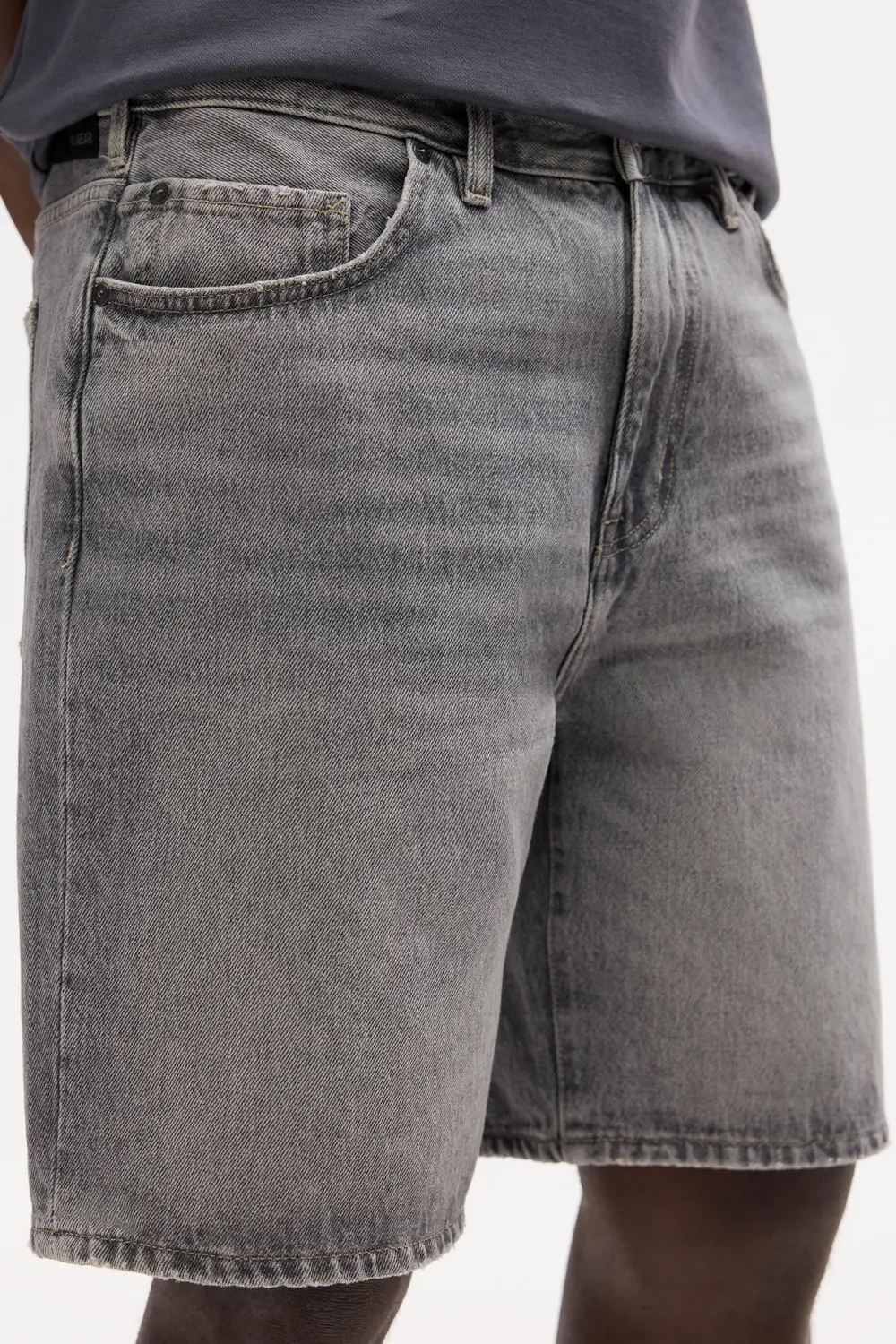 Standard denim Bermuda shorts