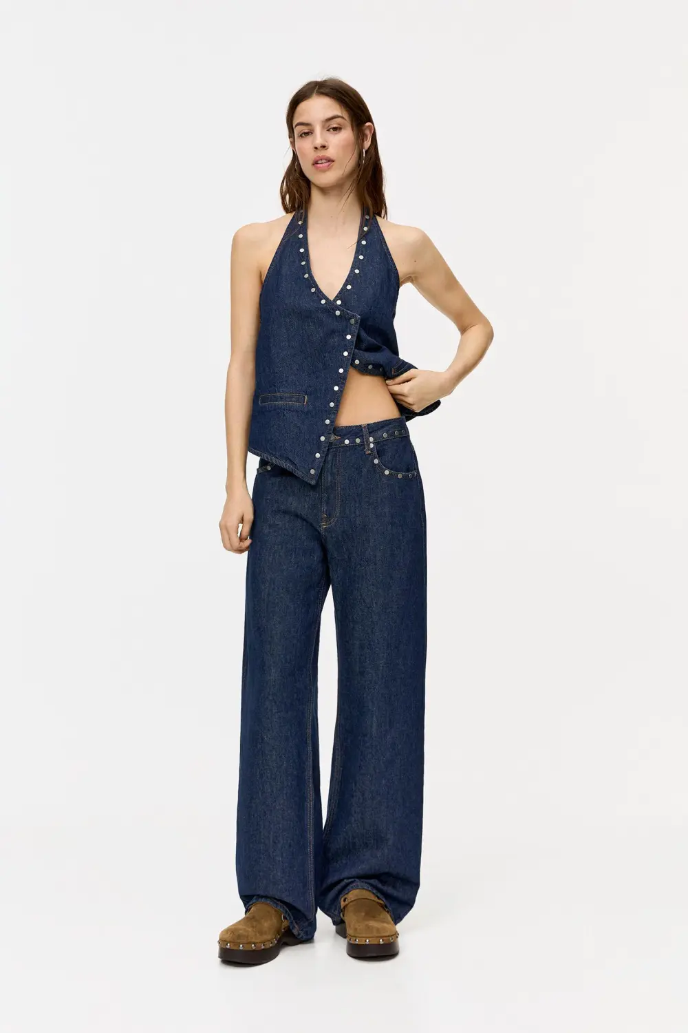 Jeans rectos tachas
