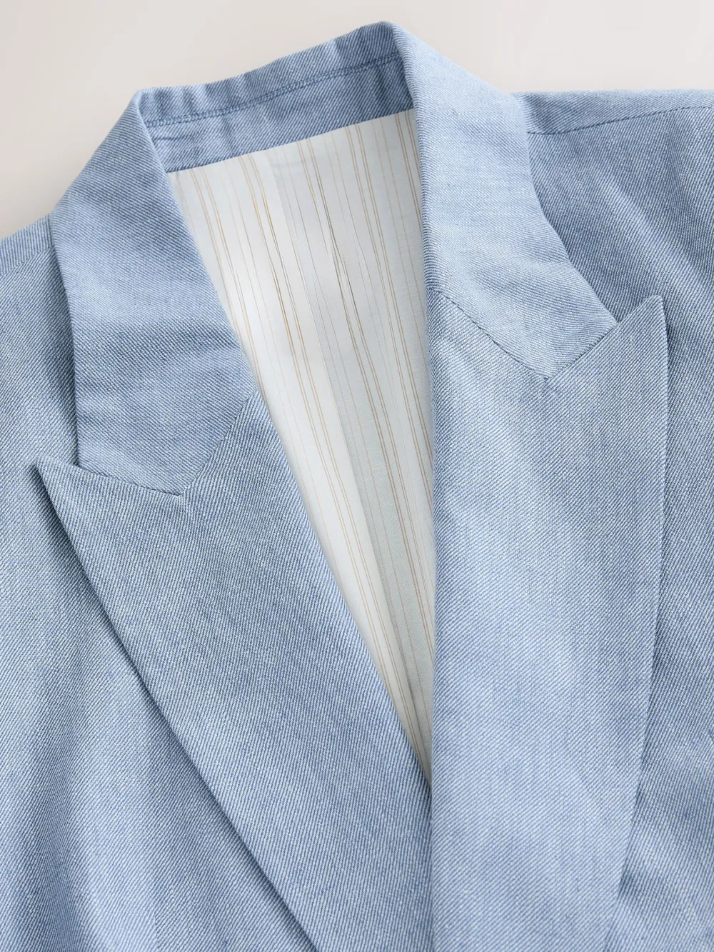Custom Suits Paired With Linen Fabric