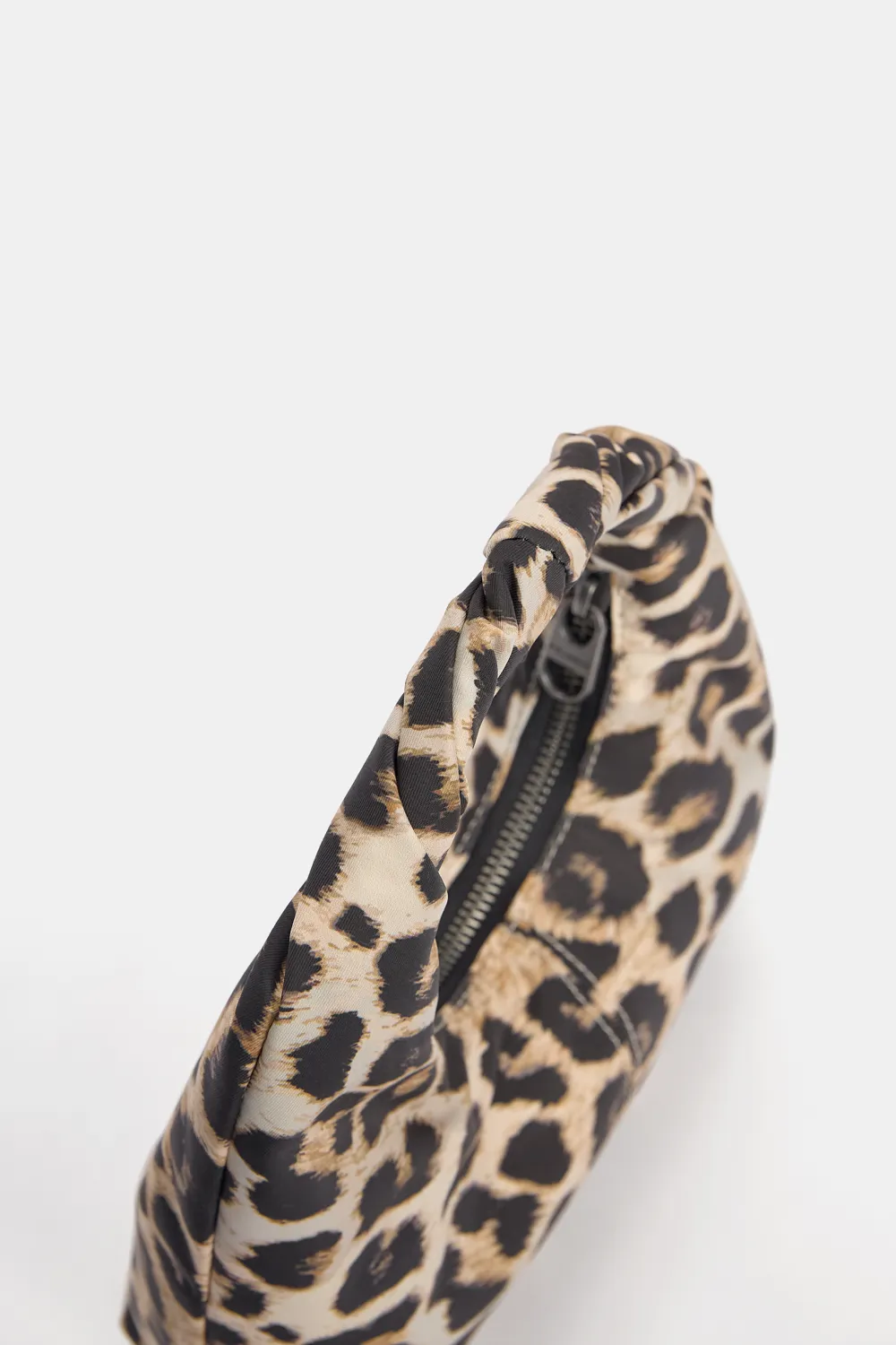 Bolso de mano leopardo nylon
