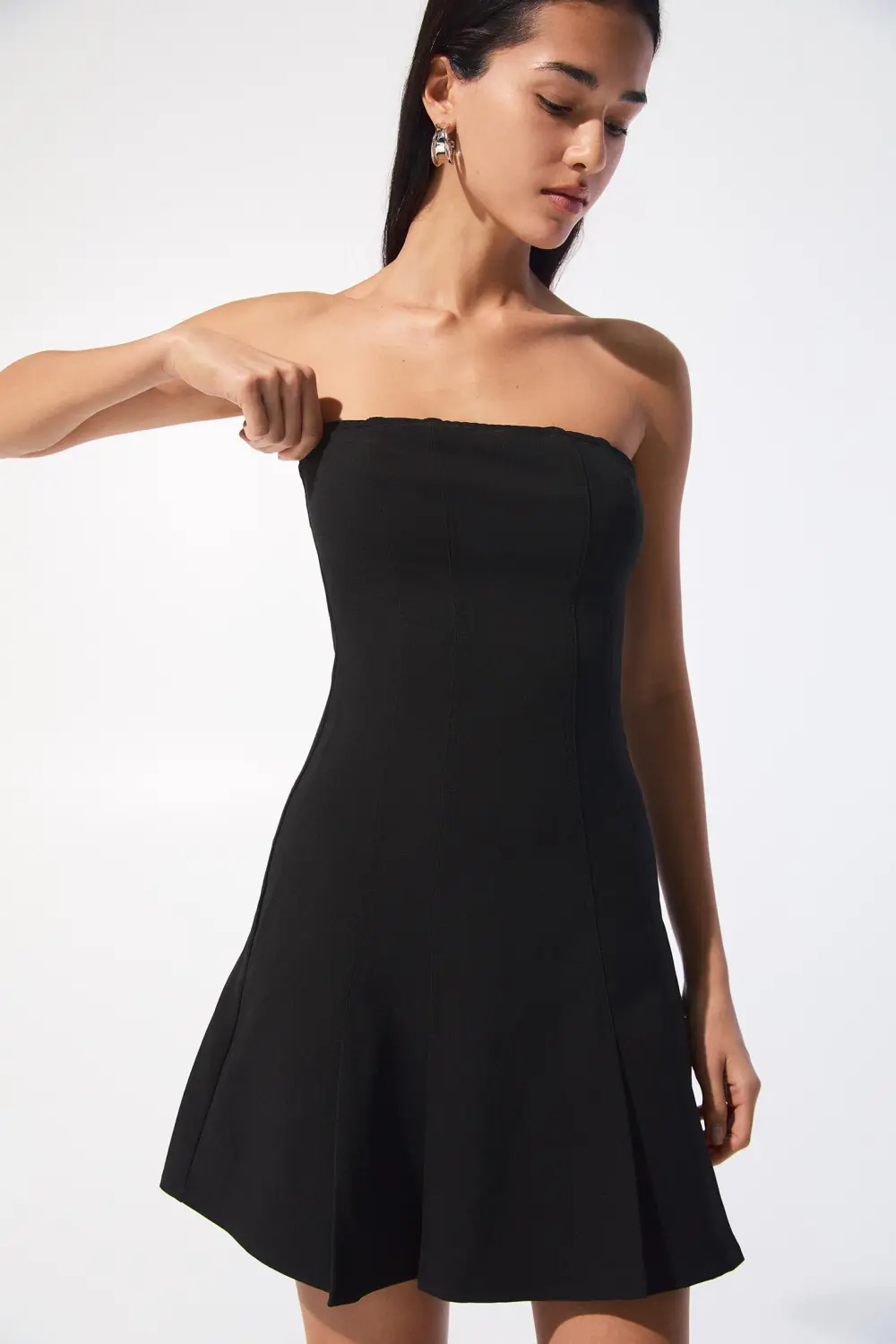 Vestido corto palabra de honor