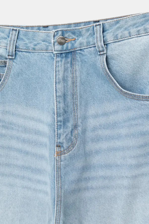 Super baggy carpenter jeans with turn-up hems