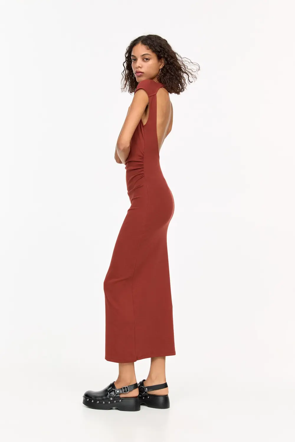 Vestido midi frunces