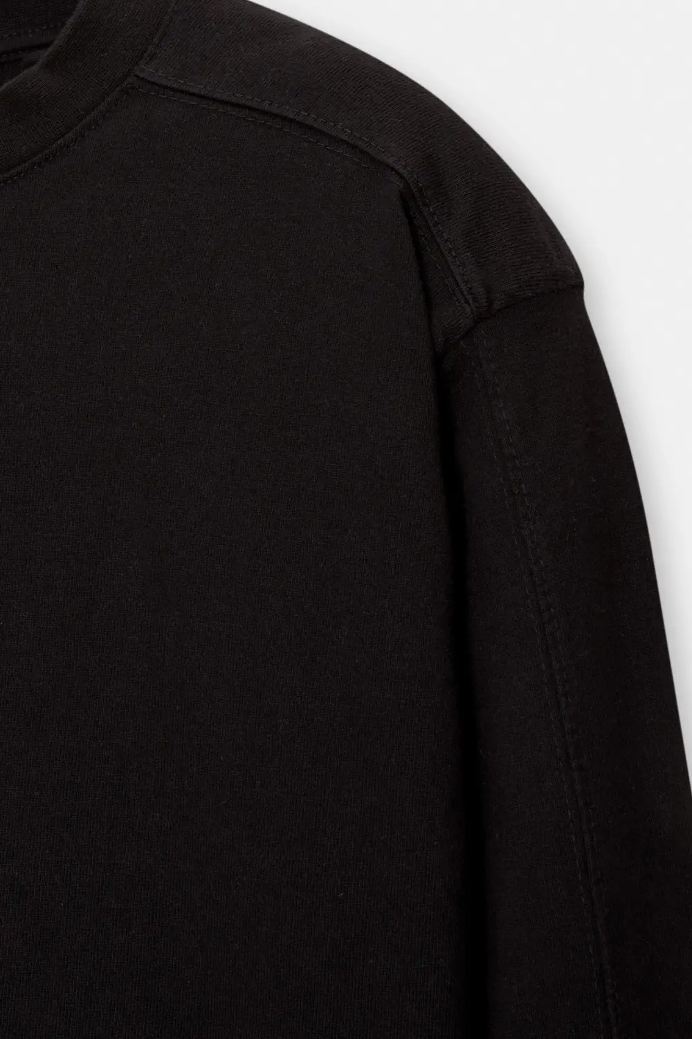 Faded T-shirt with frayed hem