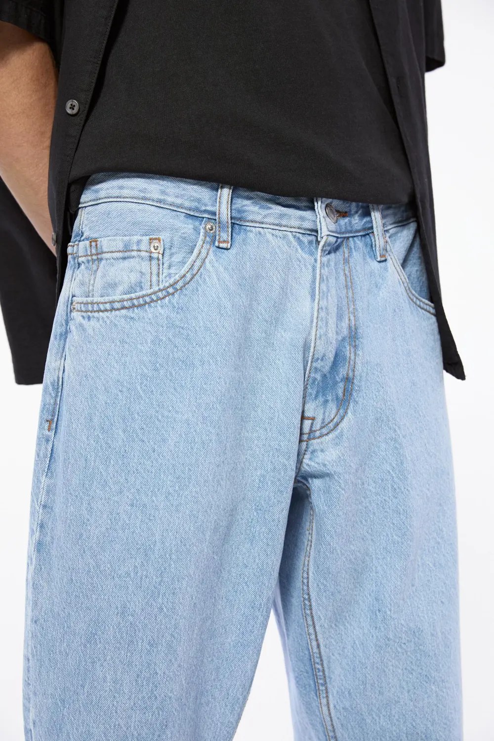 Standard jeans