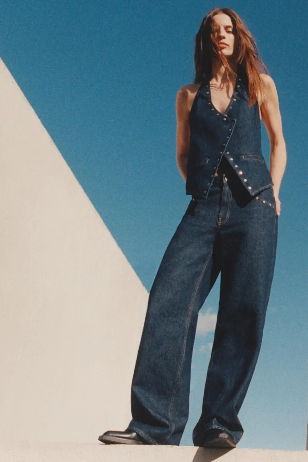 Jeans rectos tachas