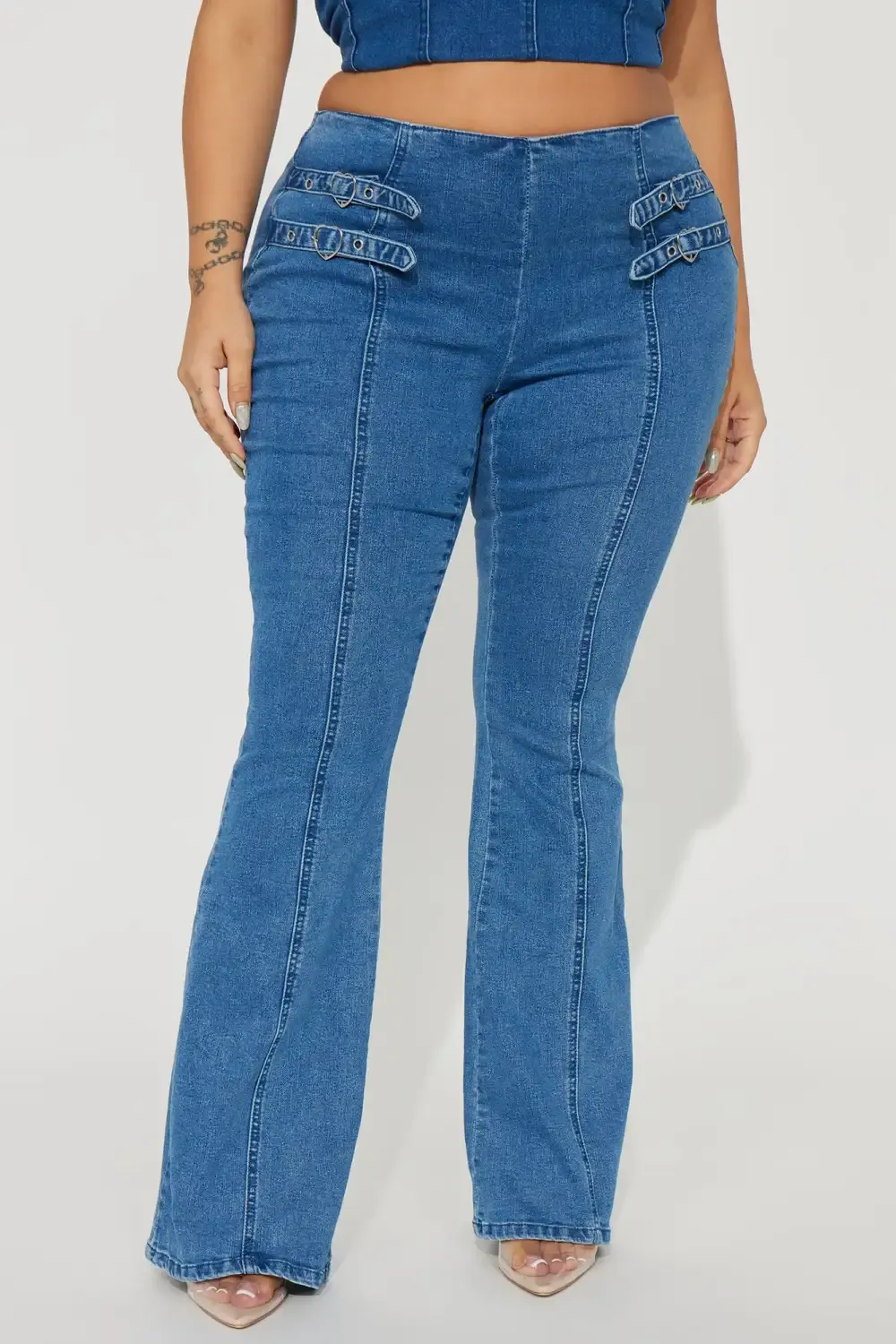 Blinding Love Buckle Stretch Flare Jeans - Medium Wash