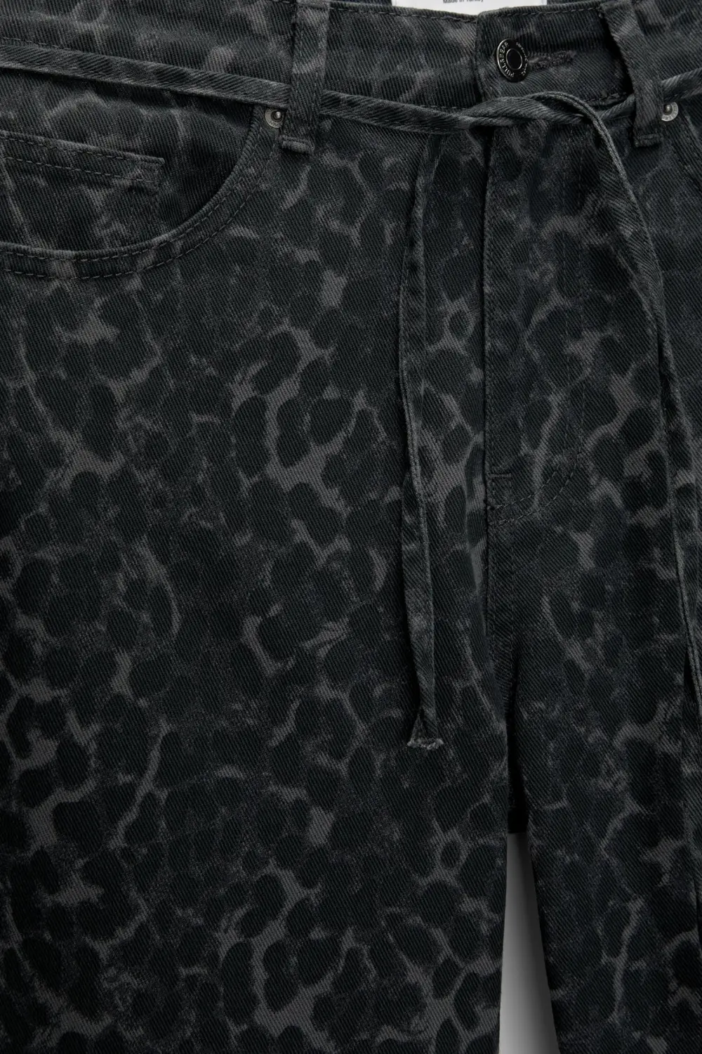 Jeans baggy leopardo