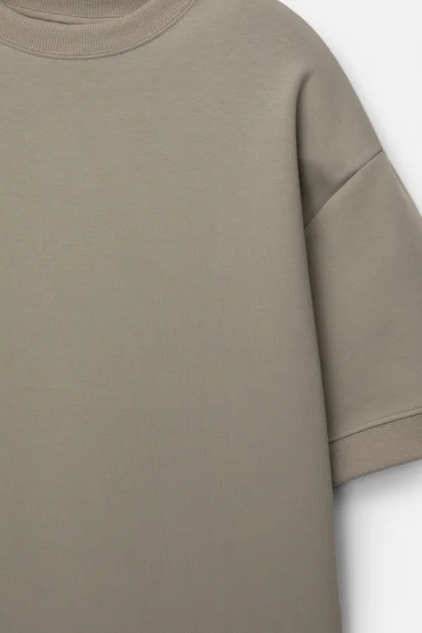 Short sleeve sweatshirt