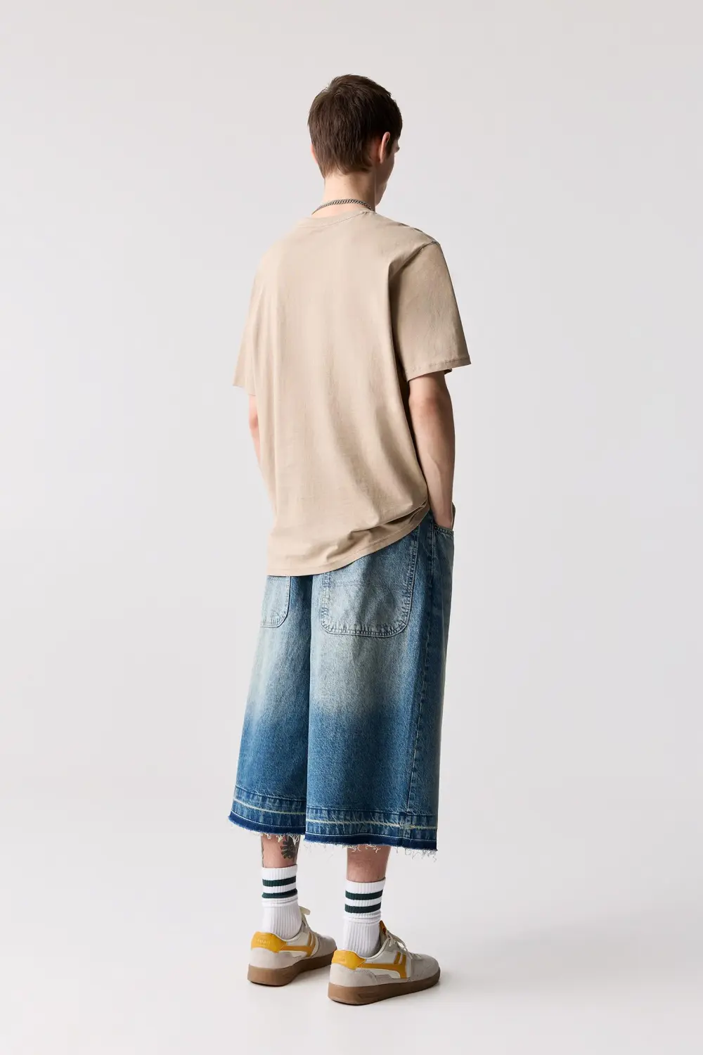 Basic short sleeve cotton T-shirt