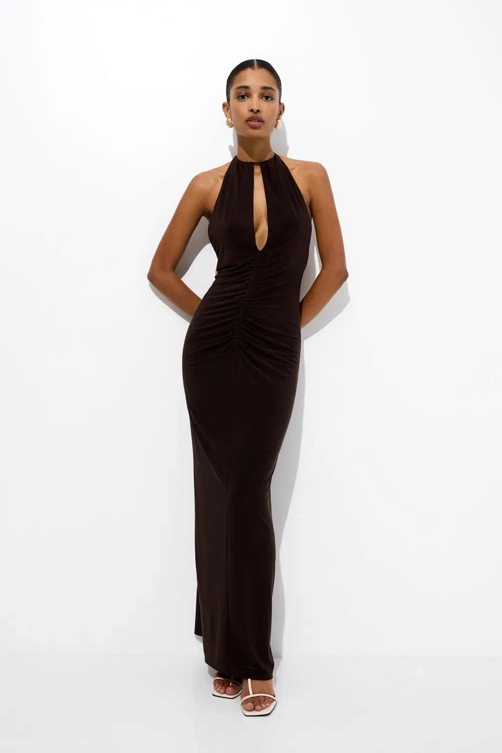 Vestido largo halter espalda descubierta