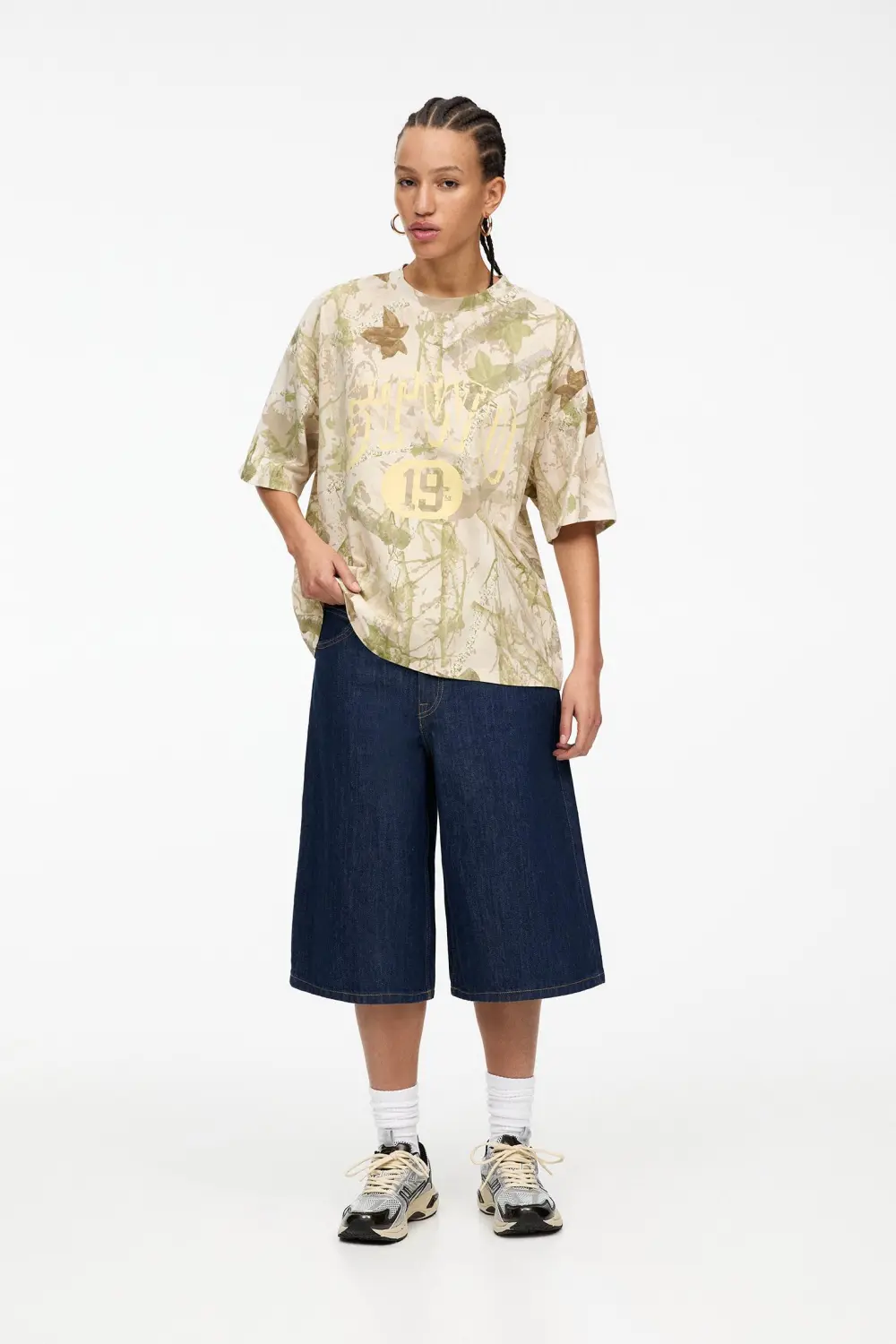 Camiseta STWD estampado hojas