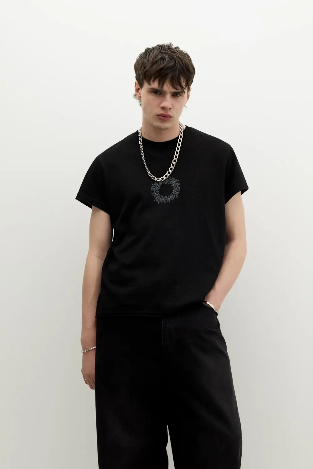 Cropped slim fit STWD T-shirt with gothic graphic