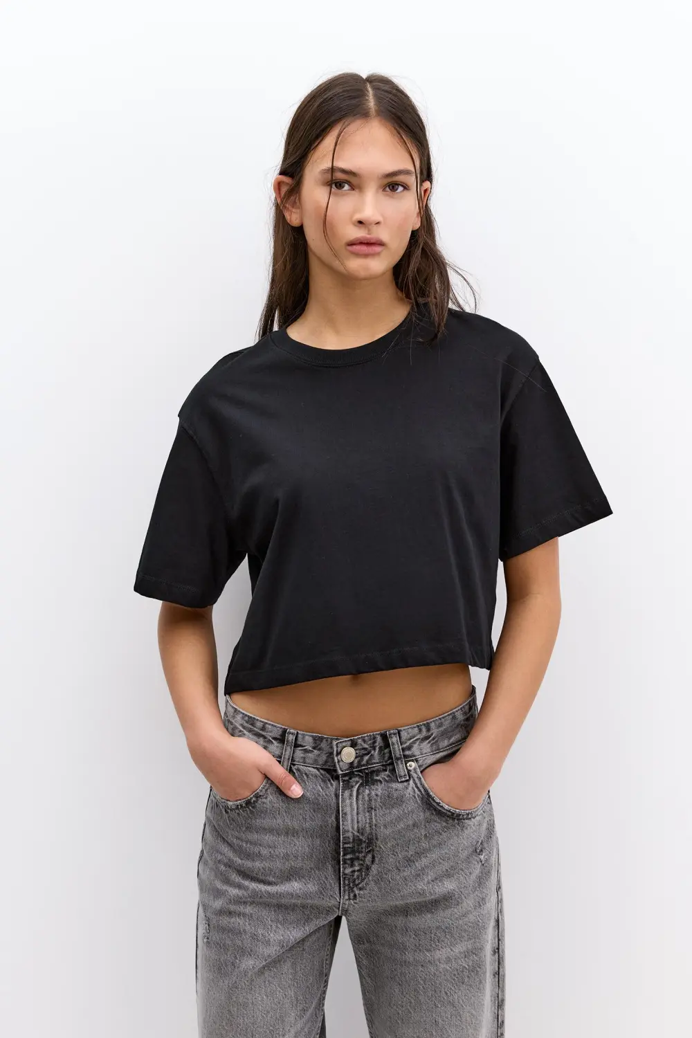 Camiseta cropped manga corta