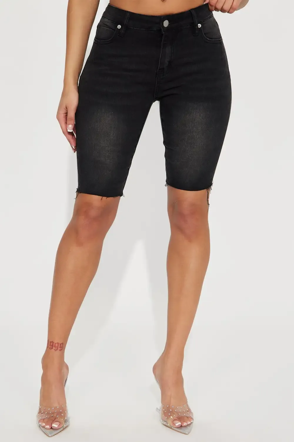On The Daily Stretch Denim Bermuda Shorts - Black