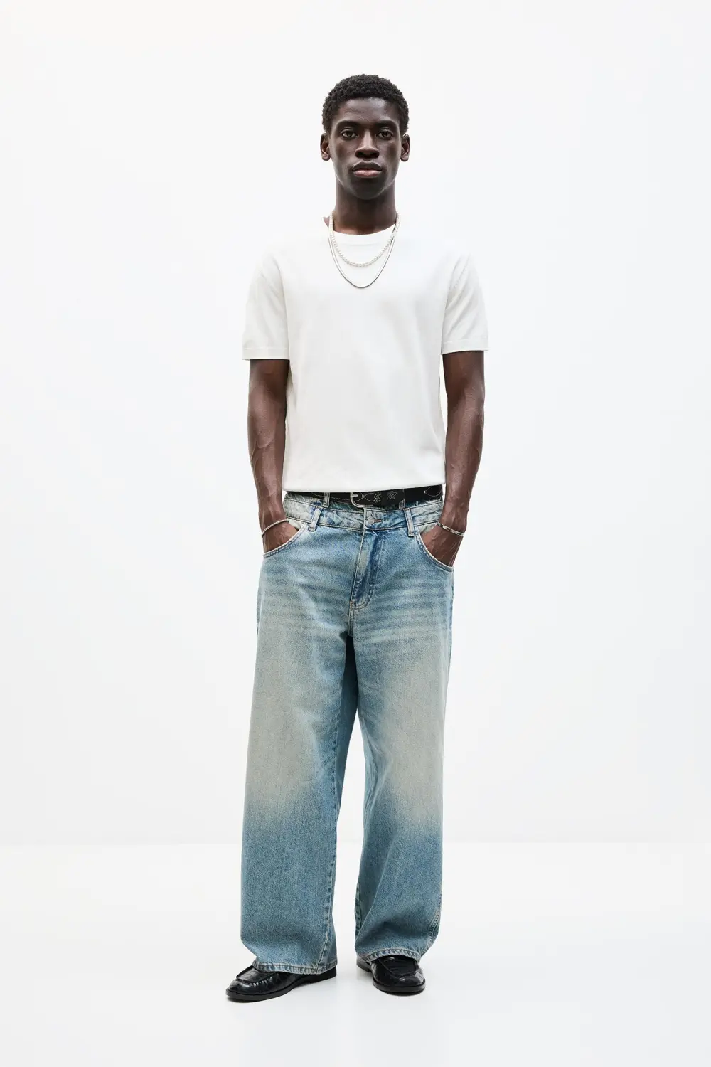 Short sleeve knit T-shirt