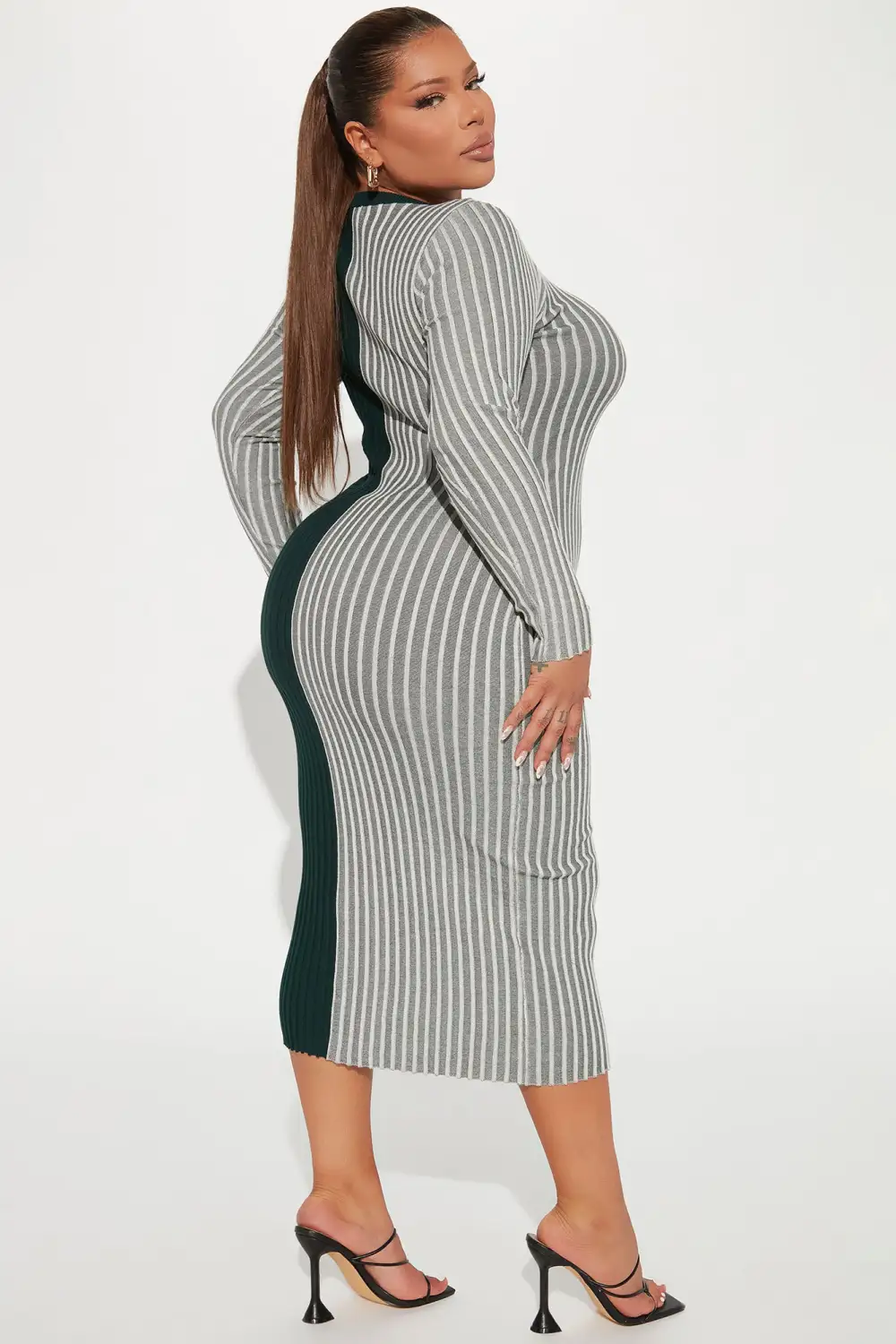 Chai Latte Sweater Midi Dress - Hunter