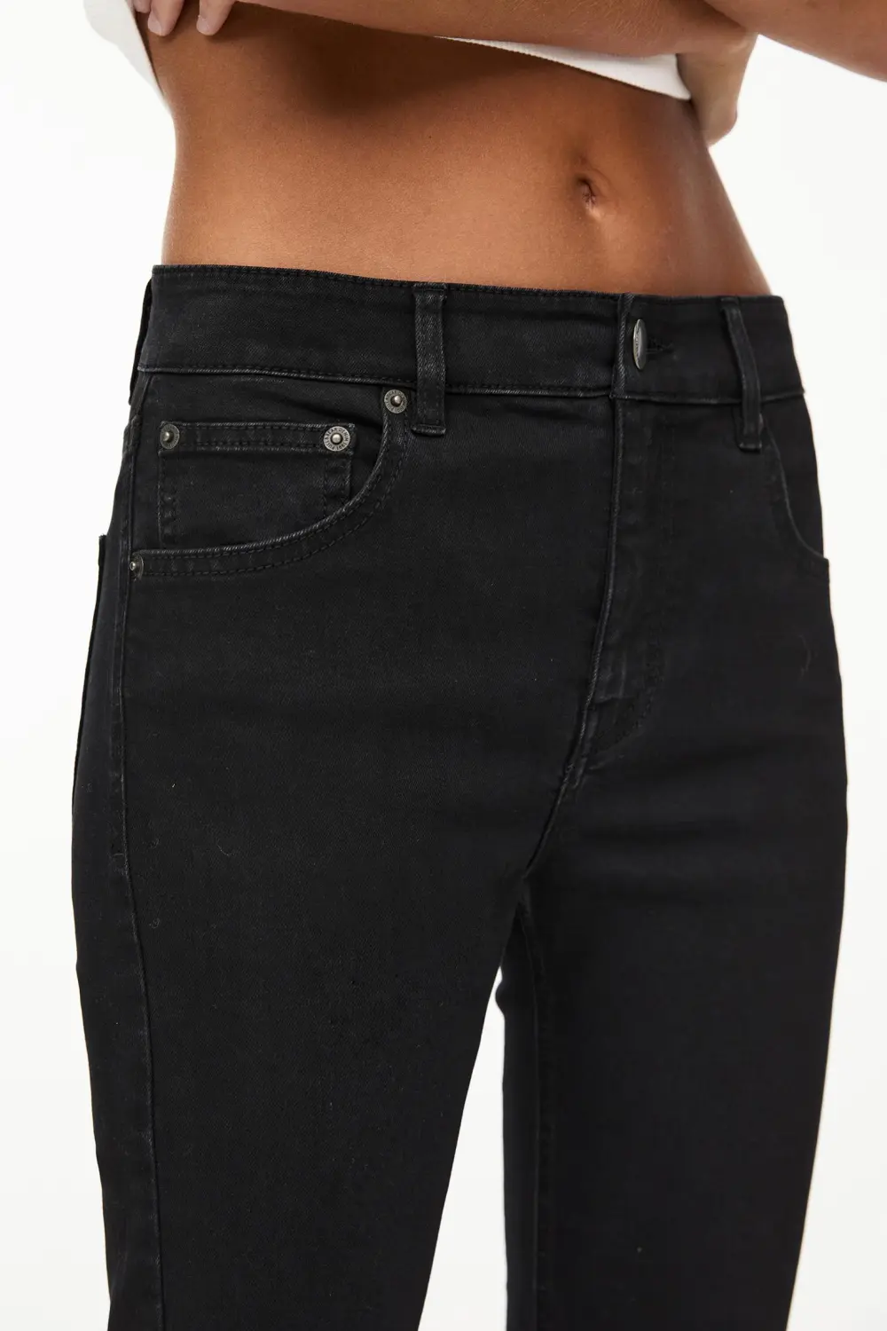 Jeans skinny tiro medio