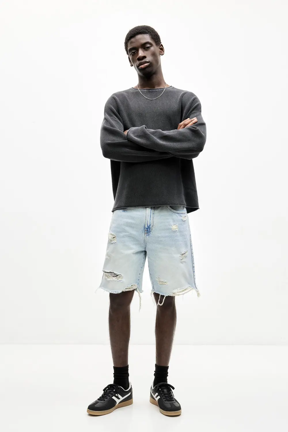 Ripped denim Bermuda shorts